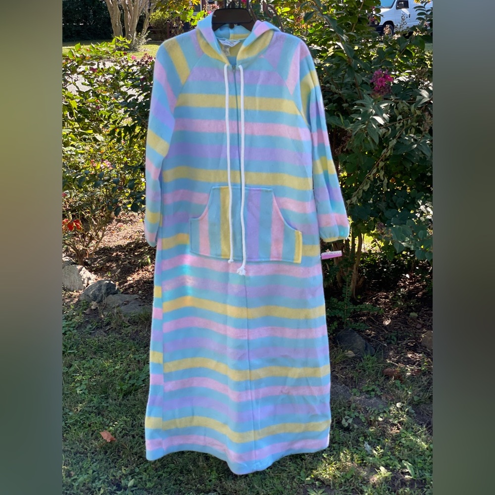 Dreamaway striped pastel soft fleece pajamas full length M